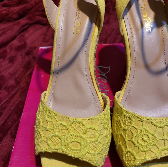 NWB Dream Paris Cherish Yellow Size 11 - Picture 7 of 7